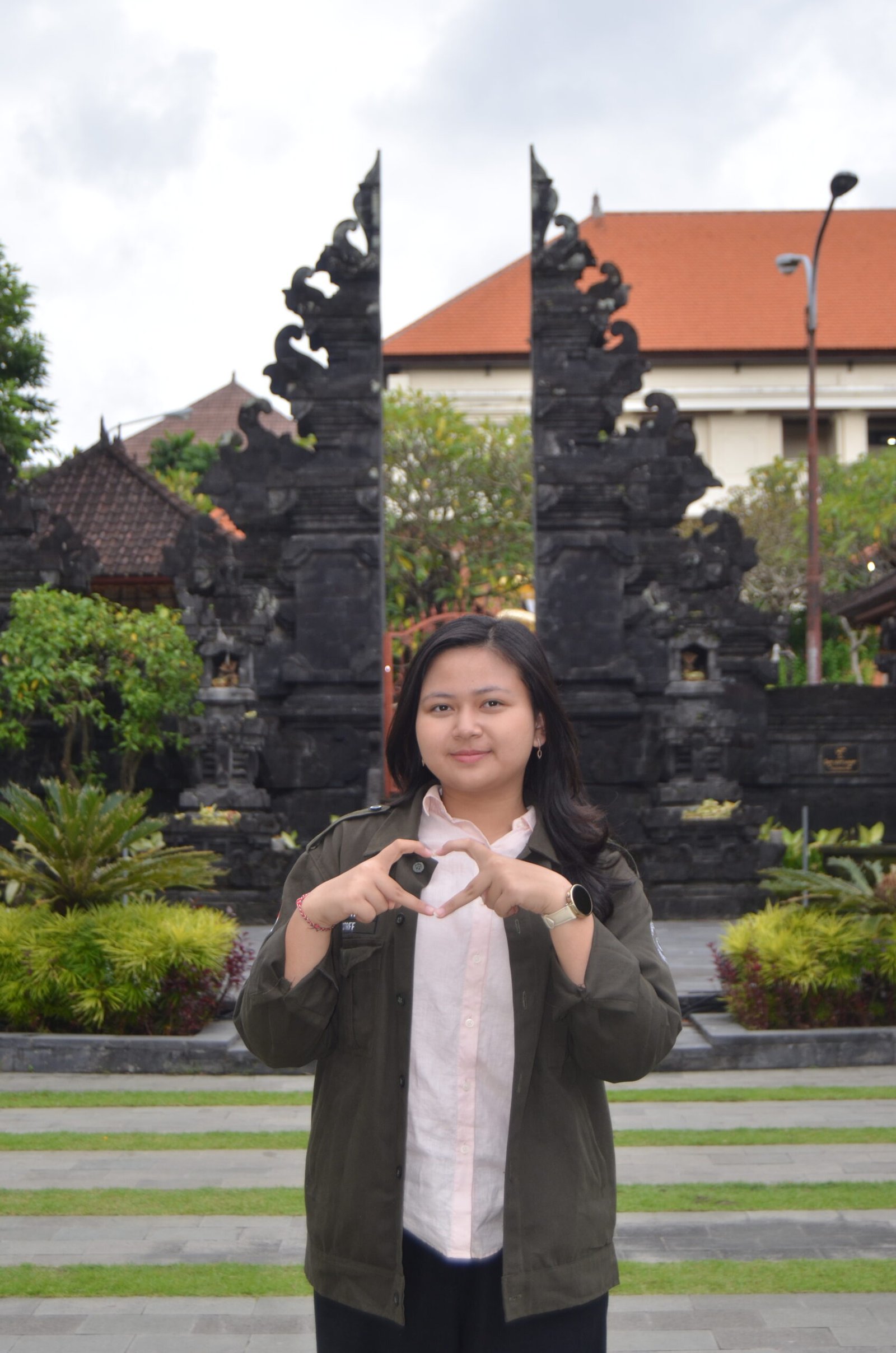 NadhiraStaff